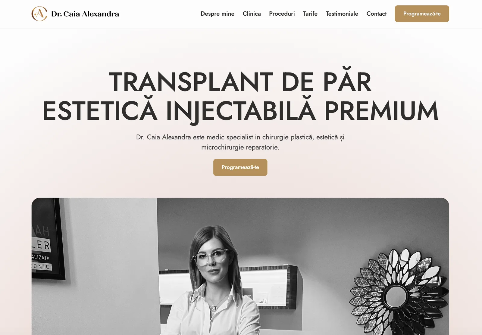 The Clinica Alexandra Caia app on a laptop